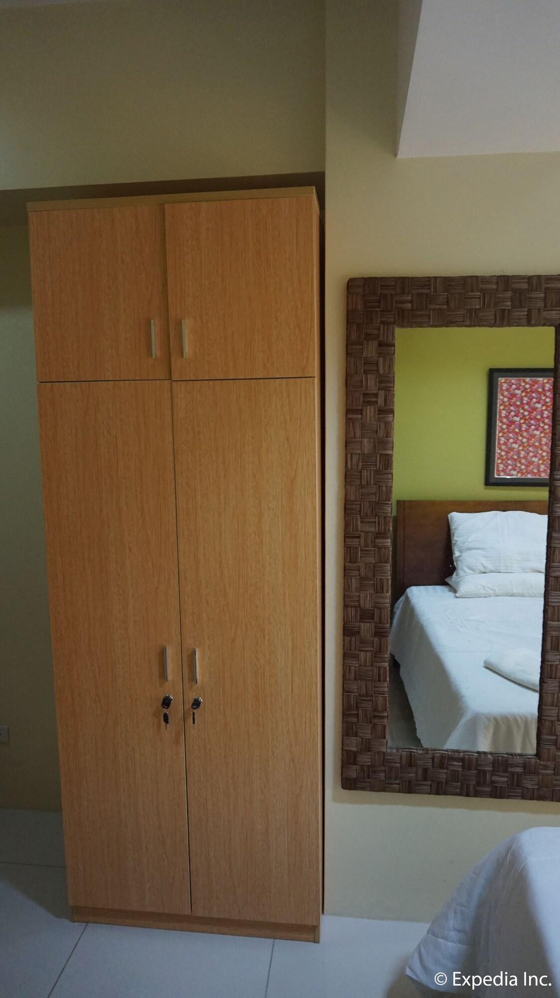 Pacific Park Hotel Quezon City Kültér fotó
