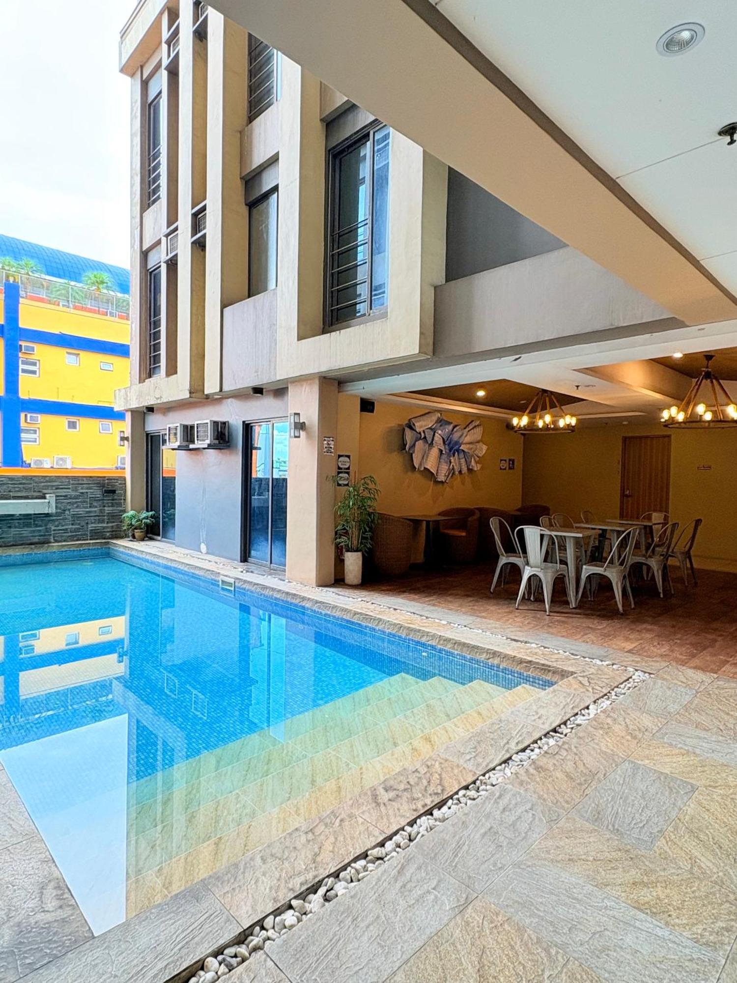 Pacific Park Hotel Quezon City Kültér fotó